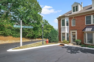 126 Forest Place Cir, Nashville, TN 37215