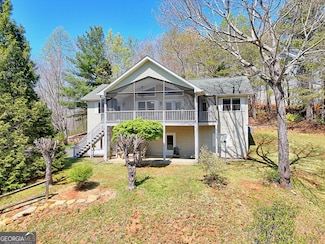 2537 Hunter Rd, Hiawassee, GA 30546