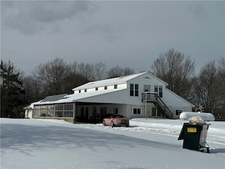 2753 Hemlock Lake Rd, Rossiter, PA 15772