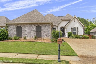 405 W Cowan Creek Cove, Brandon, MS 39047