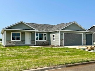 110 Parkview Ave, Shullsburg, WI 53586