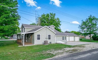 401 E South St, Durand, IL 61024