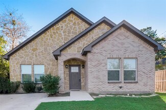 832 Hutchins Rd, Dallas, TX 75203