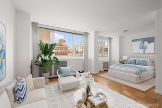 77 7th Ave Unit 9 T, New York, NY 10011