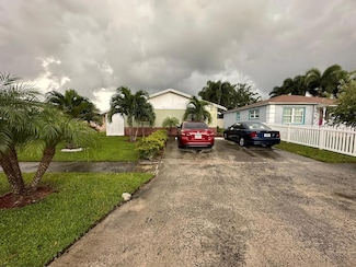 523 Colonial Rd Unit A - B, West Palm Beach, FL 33405
