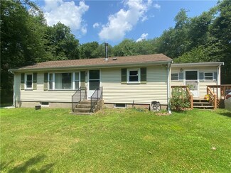 345 Snuff Mill Rd, Saunderstown, RI 02874