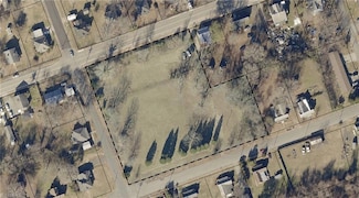 1305 Carolina Ave, Eden, NC 27288