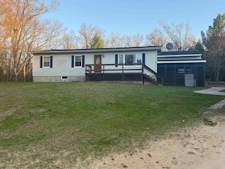 W5417 W Volling Ln, Mauston, WI 53948