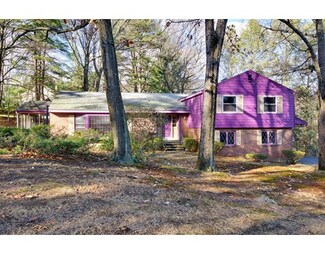 1 Abbott Rd, Maynard, MA 01754