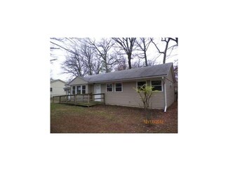 421 N Bittersweet Ln, Muncie, IN 47304