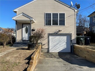 206 Greenwood St, Cranston, RI 02910