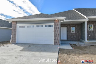 5815 S 94th St, Lincoln, NE 68526