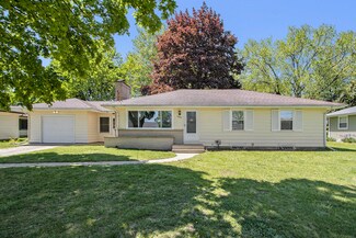 6026 Salem Ln, Portage, MI 49002