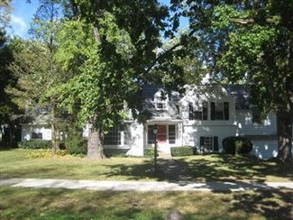 42 Logan Terrace, Golf, IL 60029