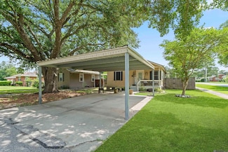 238 Whitehead Blvd, Port Allen, LA 70767