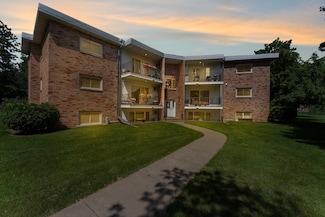 1150 Dellwood St S Unit 306, Cambridge, MN 55008