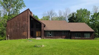 334 Gilmore Rd, Brockport, NY 14420