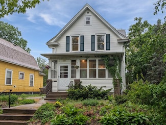 1798 Lafond Ave, Saint Paul, MN 55104