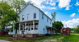 1085 Frisco Dr, Catawissa, MO 63015