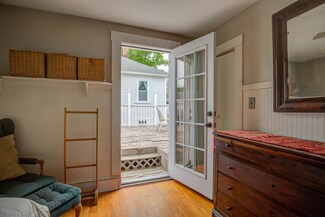 23 Crescent St, Biddeford, ME 04005
