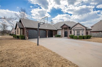 2501 SW Aster Way, Bentonville, AR 72712