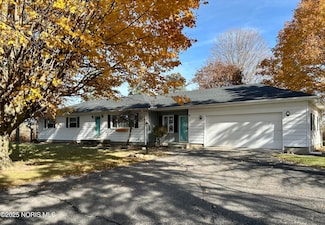 19350 Luckey Rd, Pemberville, OH 43450