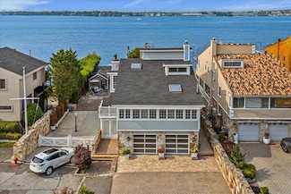 15445 Riverside Dr, Flushing, NY 11357
