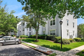 2701 Leaf Drop Ct Unit 11, Silver Spring, MD 20906