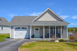 9 B St, Bridgton, ME 04009