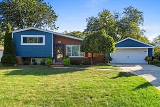112 Charing Cross Rd, Lombard, IL 60148