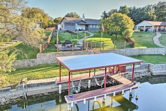 1402 Conejos Ct, Granbury, TX 76048