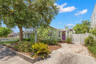 427 21st Ave N, Saint Petersburg, FL 33704