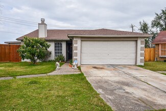 1722 Evesham Dr, Houston, TX 77015