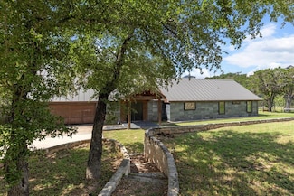 2817 Tradewind Dr, Spicewood, TX 78669