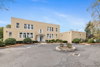 23 Charles St, Milford, CT 06460