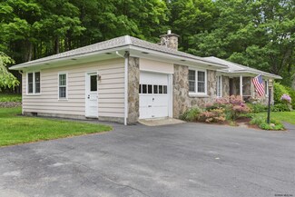 925 Altamont-Voorheesville Rd, Altamont, NY 12009
