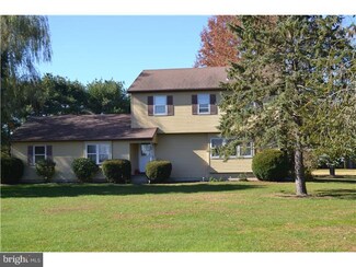 469 Pine Tavern Rd, Monroeville, NJ 08343