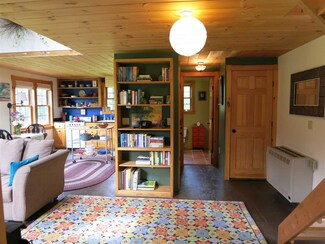 841 Ayers Rd, Vershire, VT 05079