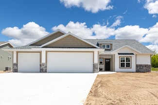 6768 Jamestown Dr, West Bend, WI 53090