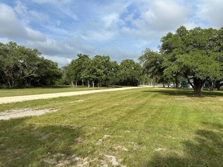 4680 County Road 319, Louise, TX 77455