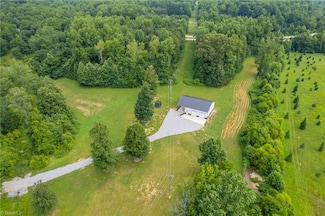 100 Wilchester Ln, Kernersville, NC 27284