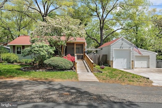 111 Linden Ave, Pasadena, MD 21122