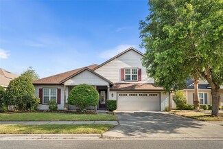 8877 SW 80th Ave, Gainesville, FL 32608