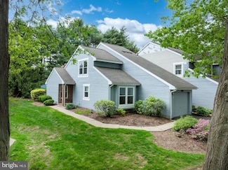1889 Huntington Ln, State College, PA 16803