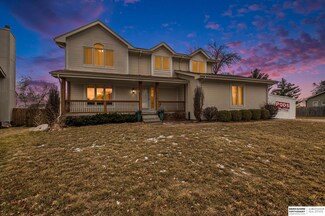 15131 Redwood St, Omaha, NE 68138