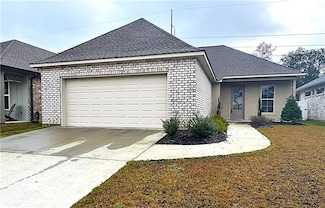 138 Cross Creek Dr, Slidell, LA 70461