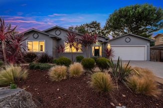 1152 Morton Ct, Mountain View, CA 94040