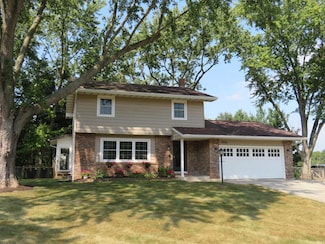 59015 Azelea Ct, Elkhart, IN 46517