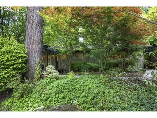814 Lake Shore Rd, Lake Oswego, OR 97034
