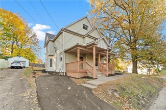 698 N Summit St, Barberton, OH 44203